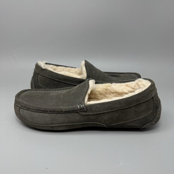 UGG Ascot Mens Slippers Loafer Size 9 Gray Suede Sheepskin Lined Shoes main image 8